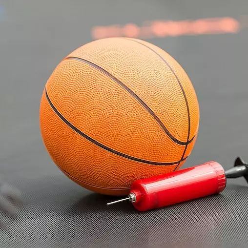 Kahuna Blizzard 16ft Trampoline With Basketball Purple 5 Kahuna Blizzard 16ft Trampoline With Basketball Purple - Image 5