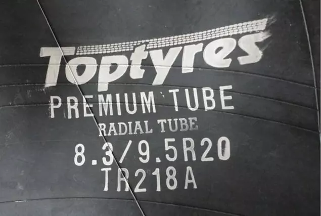 GENERIC 1m Top-tyres Truck Air Inner Tube 9.5-20 TR218A Inflatable Float Swimming Pool 4 GENERIC 1m Top-tyres Truck Air Inner Tube 9.5-20 TR218A Inflatable Float Swimming Pool - Image 4