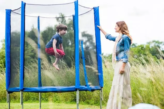 Plum Play Plum 6ft Junior Trampoline - Blue 3 Plum Play Plum 6ft Junior Trampoline - Blue - Image 3