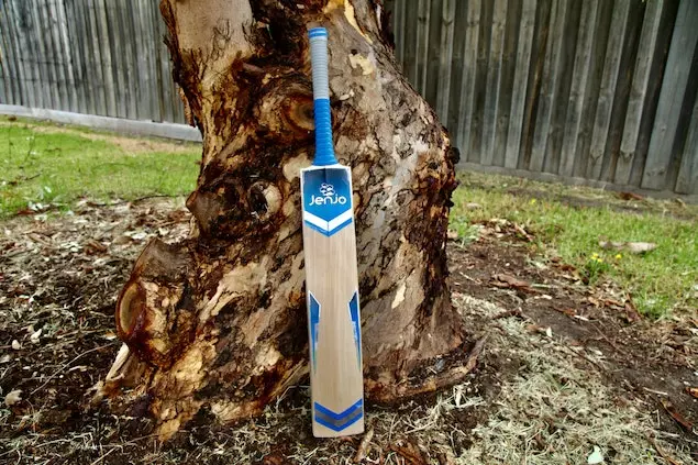 Jenjo Games Cricket Bat Grade 1 English Willow 7 Jenjo Games Cricket Bat Grade 1 English Willow - Image 7